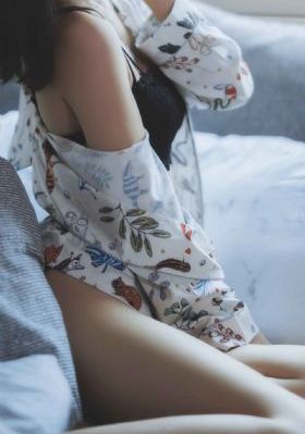 两个小姨子免费观看