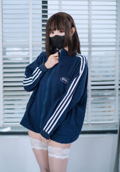 日产精品一卡2卡三卡4乱码