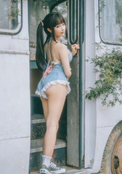 年轻善良的嫂子4