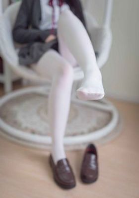 亚洲欧美第一视频