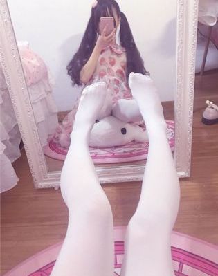 家有蛇仙美貌妻